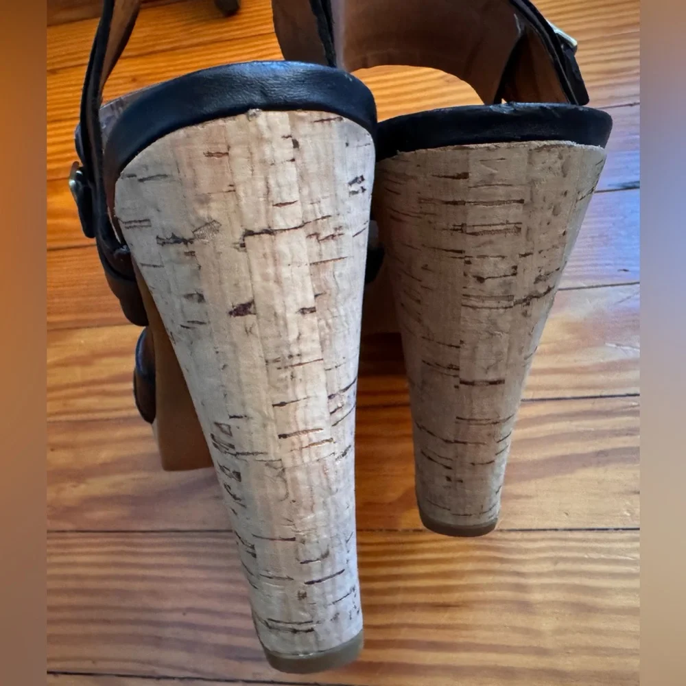 MRKT Womens Black & Cork Platform Sandals Size 9